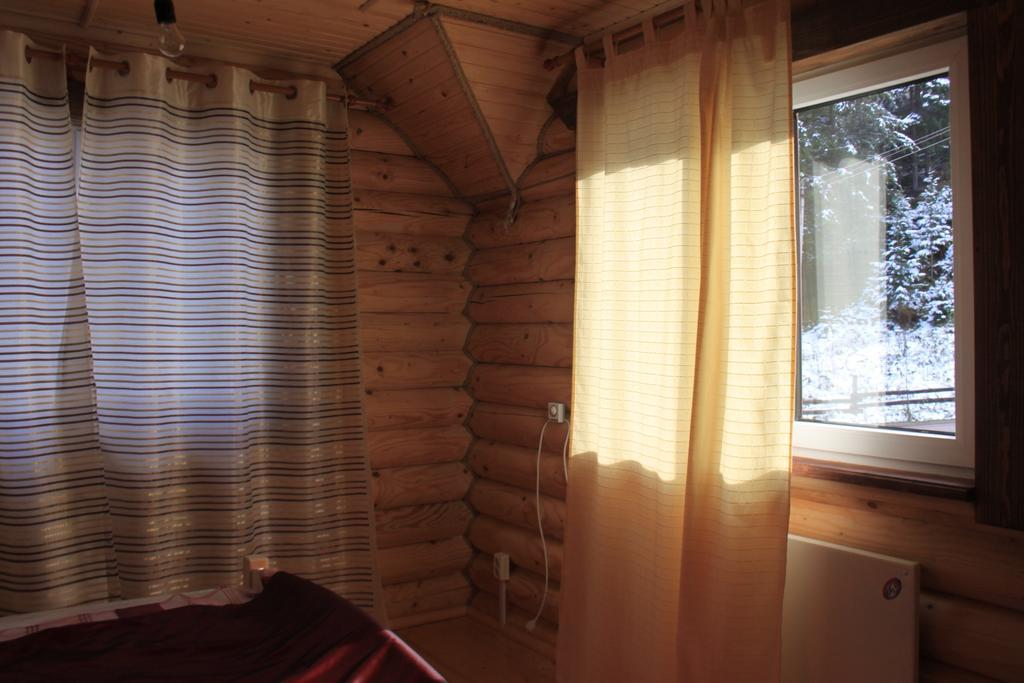 Sadyba Kazkove Dzherelo Werchowyna Zimmer foto
